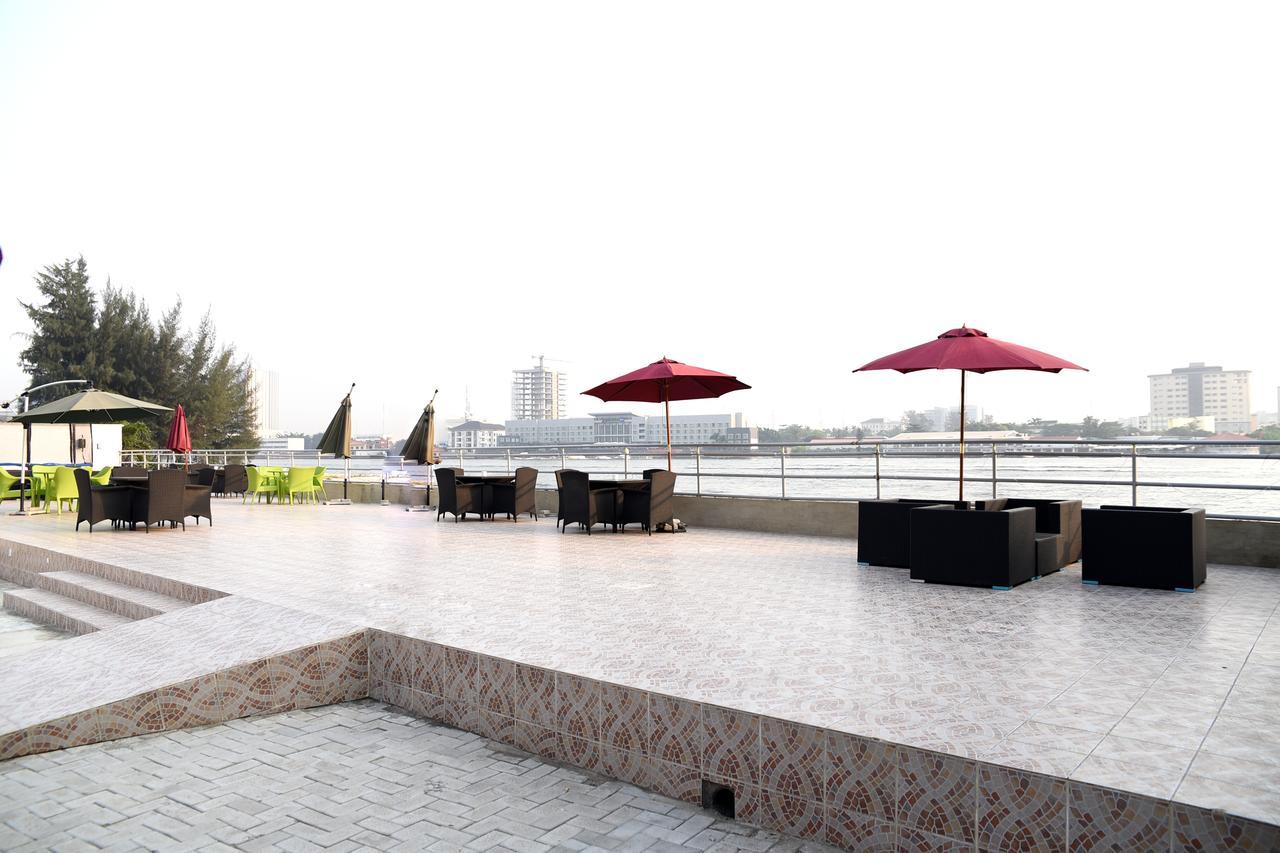 Tivoli Hotel Seafront Ikoyi Aliayabiagba Kültér fotó