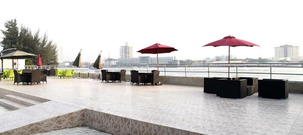 Tivoli Hotel Seafront Ikoyi Aliayabiagba Kültér fotó
