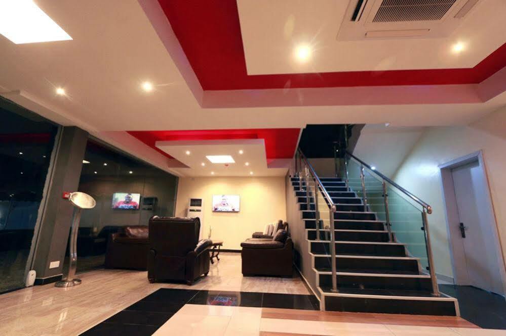 Tivoli Hotel Seafront Ikoyi Aliayabiagba Kültér fotó