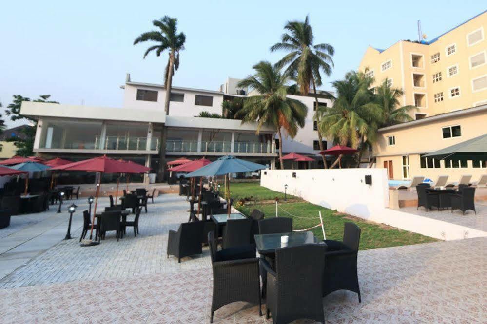 Tivoli Hotel Seafront Ikoyi Aliayabiagba Kültér fotó