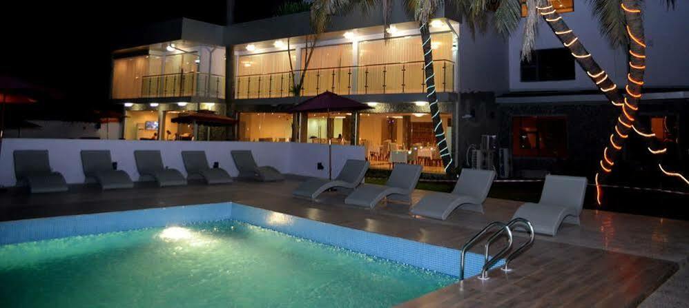 Tivoli Hotel Seafront Ikoyi Aliayabiagba Kültér fotó